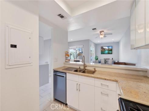 809 N Spurgeon 2 Street, Santa Ana, CA