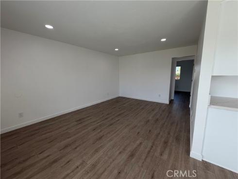 1400 W Warner 42 Avenue, Santa Ana, CA