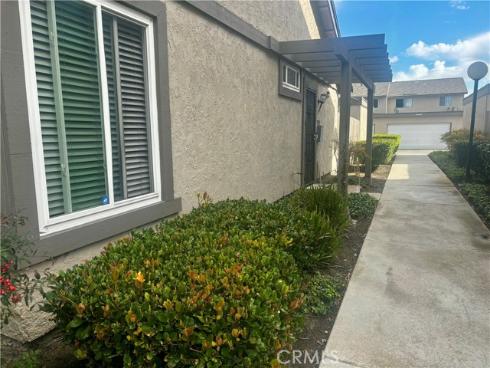 2910 Bradford Place, Santa Ana, CA