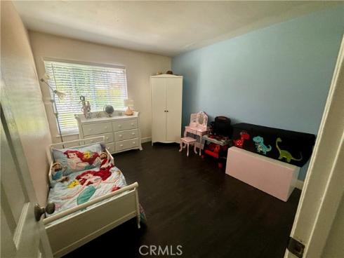 2910 Bradford Place, Santa Ana, CA