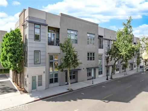 210 N Spurgeon Street, Santa Ana, CA