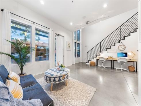 210 N Spurgeon Street, Santa Ana, CA