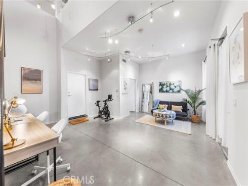 210 N Spurgeon Street, Santa Ana, CA