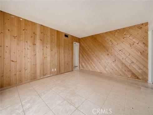 1326 S Marine , Santa Ana, CA