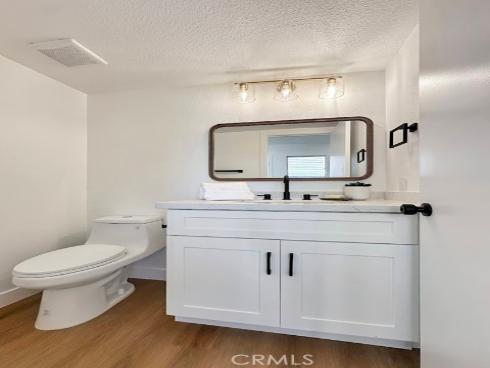 1314 N Spurgeon , Santa Ana, CA