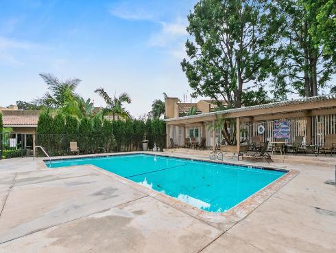 1101 W Macarthur 244 , Santa Ana, CA