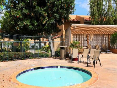 1101 W Macarthur 244 , Santa Ana, CA