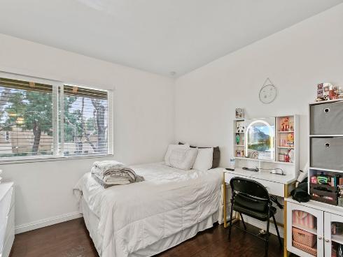 1101 W Macarthur 244 , Santa Ana, CA