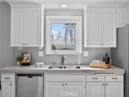 1610 E 20th Street, Santa Ana, CA