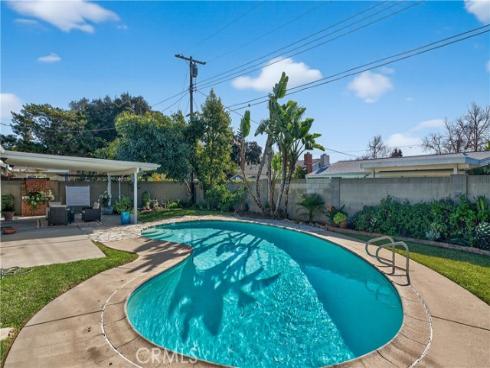 1610 E 20th Street, Santa Ana, CA