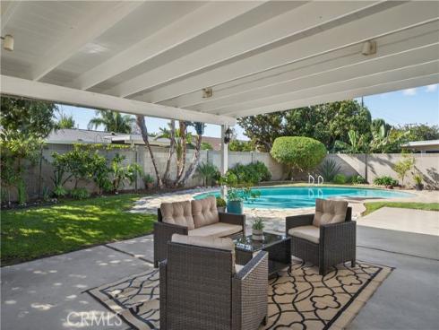 1610 E 20th Street, Santa Ana, CA