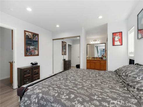 1345  Cabrillo Park  N04 , Santa Ana, CA