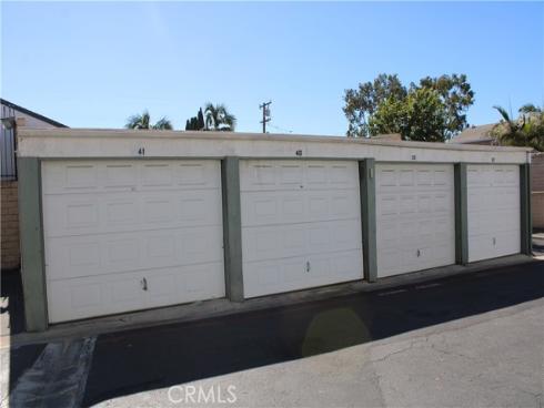 635 N Bristol  , Santa Ana, CA