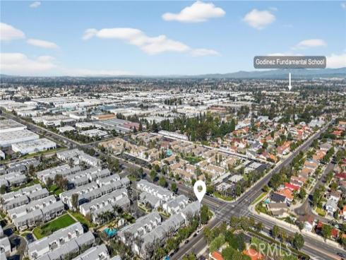 2600 W Segerstrom  D  Avenue, Santa Ana, CA