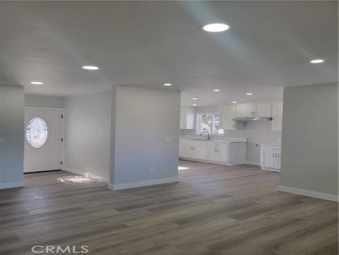 1637  Highland  , Santa Ana, CA