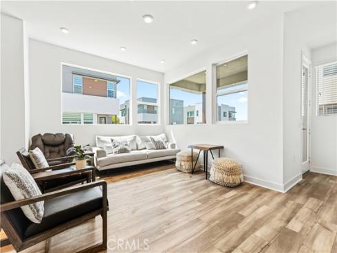 609  S Lyon   Street, Santa Ana, CA