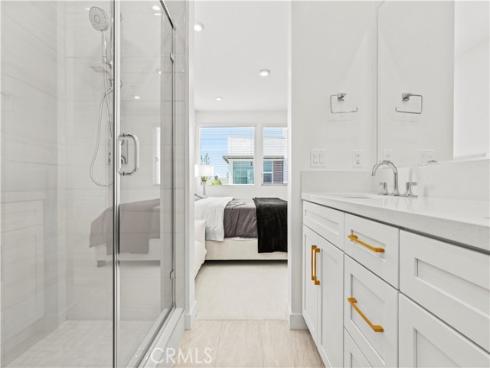 609  S Lyon   Street, Santa Ana, CA