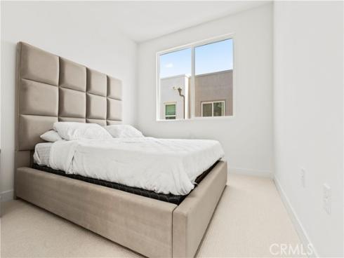 609  S Lyon   Street, Santa Ana, CA