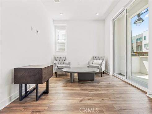 609  S Lyon   Street, Santa Ana, CA