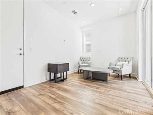 609  S Lyon   Street, Santa Ana, CA