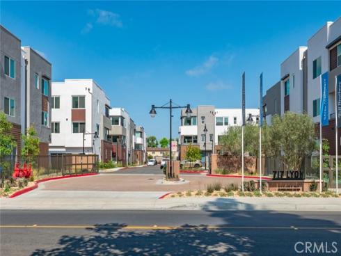 609  S Lyon   Street, Santa Ana, CA