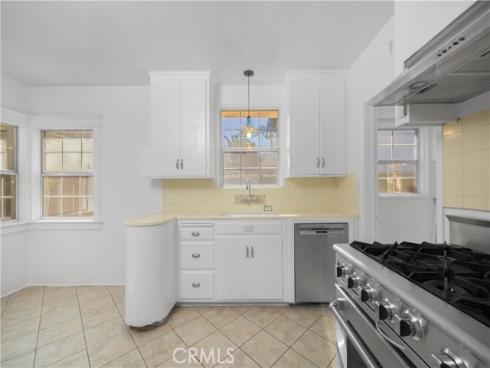 2416  Poinsettia   Street, Santa Ana, CA