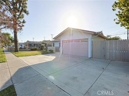 1014  Sheffield  , Santa Ana, CA