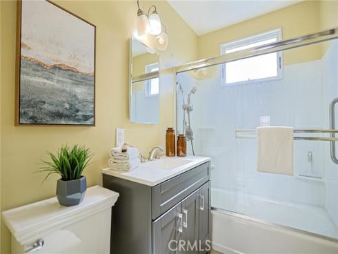 1014  Sheffield  , Santa Ana, CA