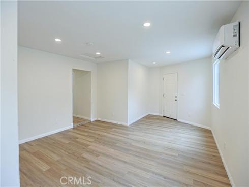 122 N Bewley   Street, Santa Ana, CA