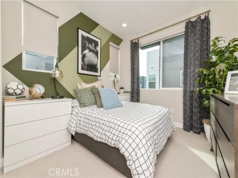 824  s harbor blvd  , Santa Ana, CA