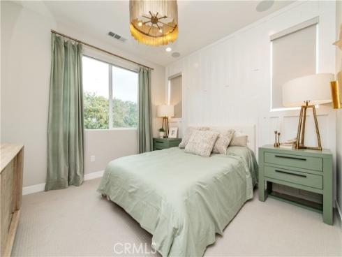 824  s harbor blvd  , Santa Ana, CA