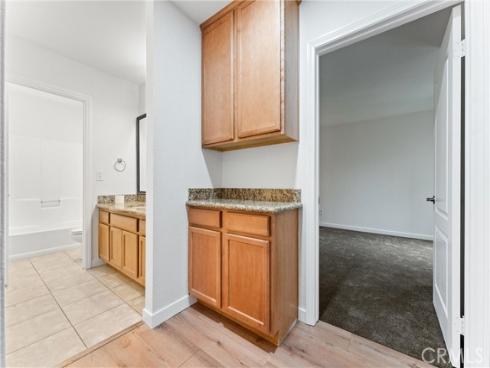 1345  Cabrillo Park  L16  Drive, Santa Ana, CA