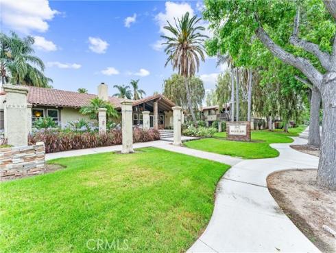 1345  Cabrillo Park  L16  Drive, Santa Ana, CA