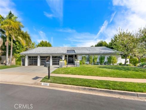 13692  Jenet  , Santa Ana, CA