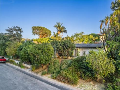 13132  Barrett Hill  , Santa Ana, CA