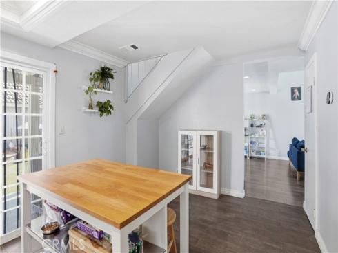 321  Burlington Common  , Santa Ana, CA