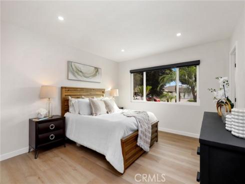 1725 W Harvard   Street, Santa Ana, CA