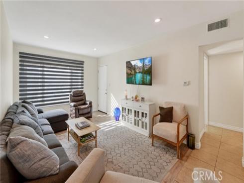 1801  Greenleaf  4 , Santa Ana, CA