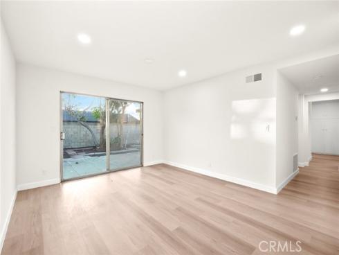 928 S Laurel   Street, Santa Ana, CA