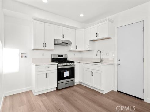 928 S Laurel   Street, Santa Ana, CA