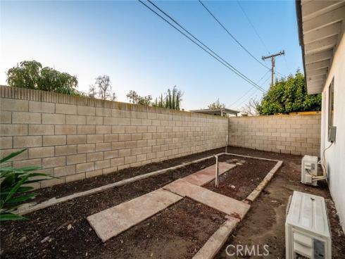 928 S Laurel   Street, Santa Ana, CA