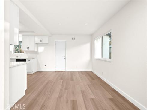 928 S Laurel   Street, Santa Ana, CA