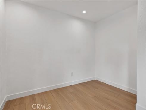 1030 W Macarthur  90 , Santa Ana, CA