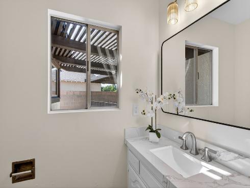 2610 N Deodar  , Santa Ana, CA