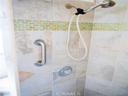 2019  Valencia  , Santa Ana, CA