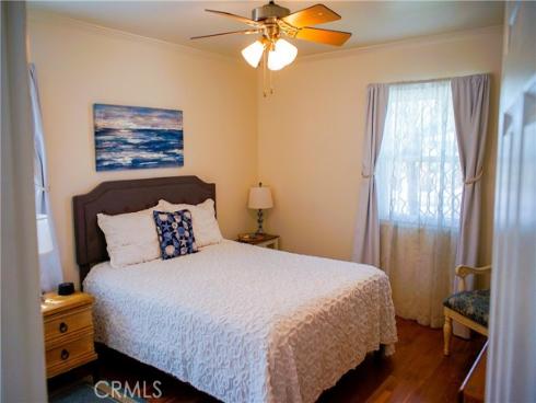 2019  Valencia  , Santa Ana, CA