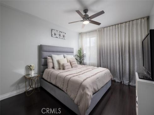 1000 W Macarthur  11  Boulevard, Santa Ana, CA