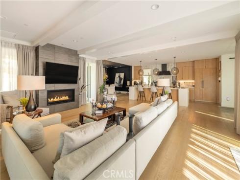 18806  Winnwood  , Santa Ana, CA