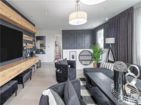 18804  Winnwood  , Santa Ana, CA