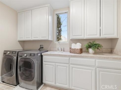 1852  Sharon  , Santa Ana, CA